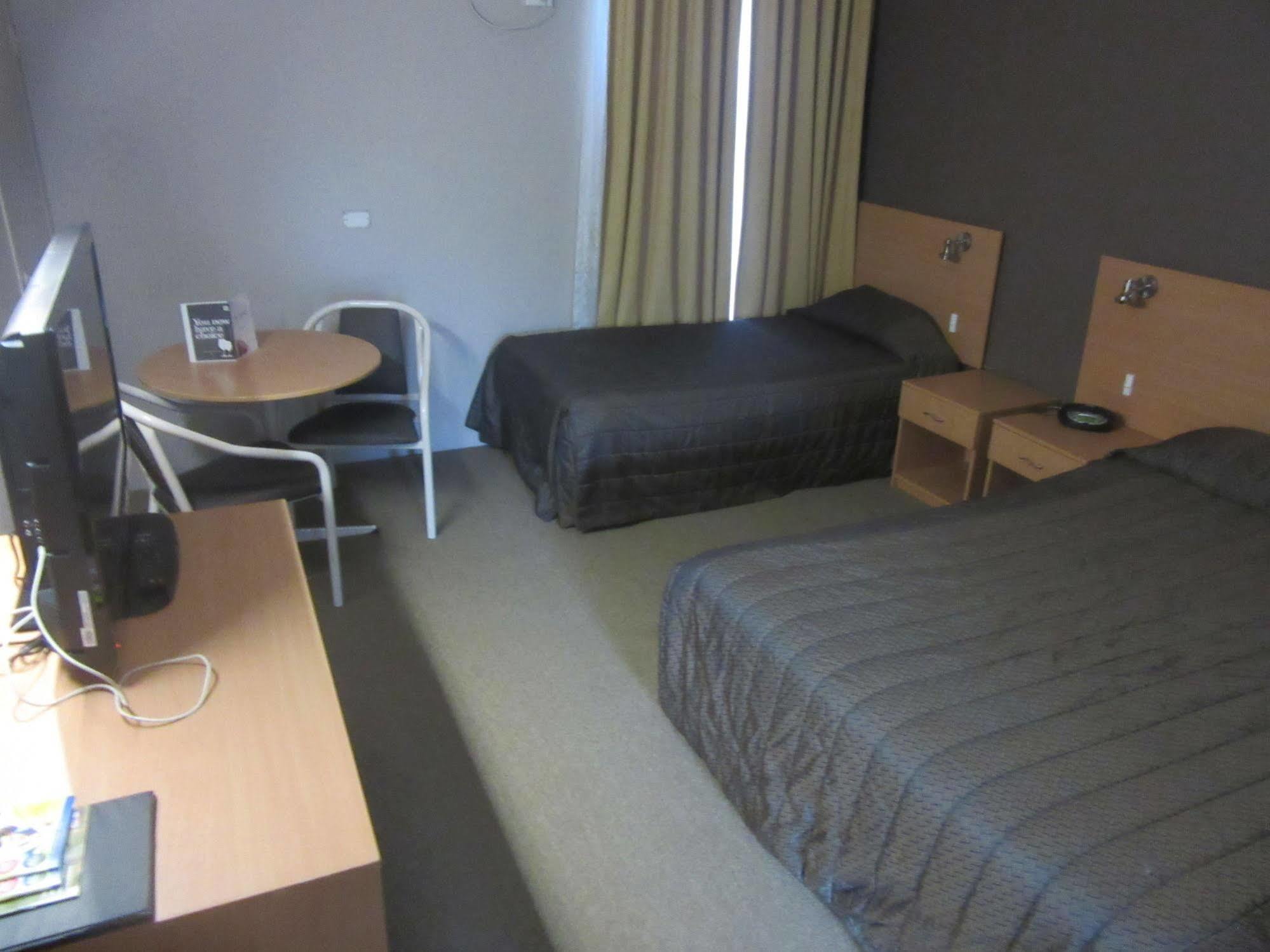 El Toro Motel Warwick Farm Zewnętrze zdjęcie